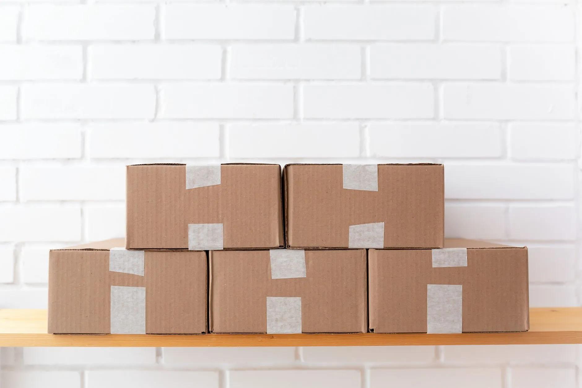 Returns in online retail: how much goes back